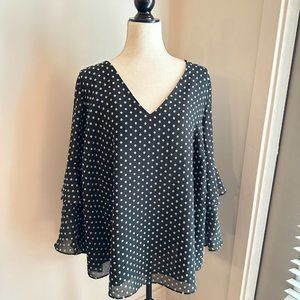 Calvin Klein Black White V Neck Ruffle Tier Sleeve Chiffon Lined Boho Top 1X